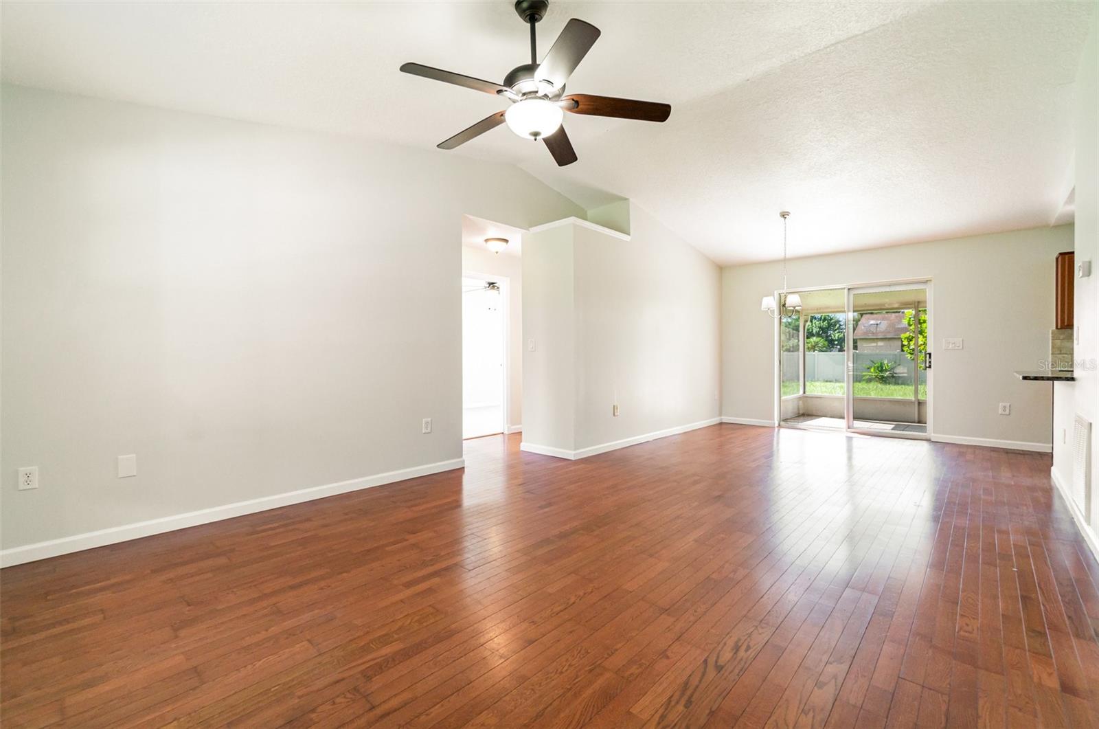 Image 4 of 25 For 4704 Jay Drive