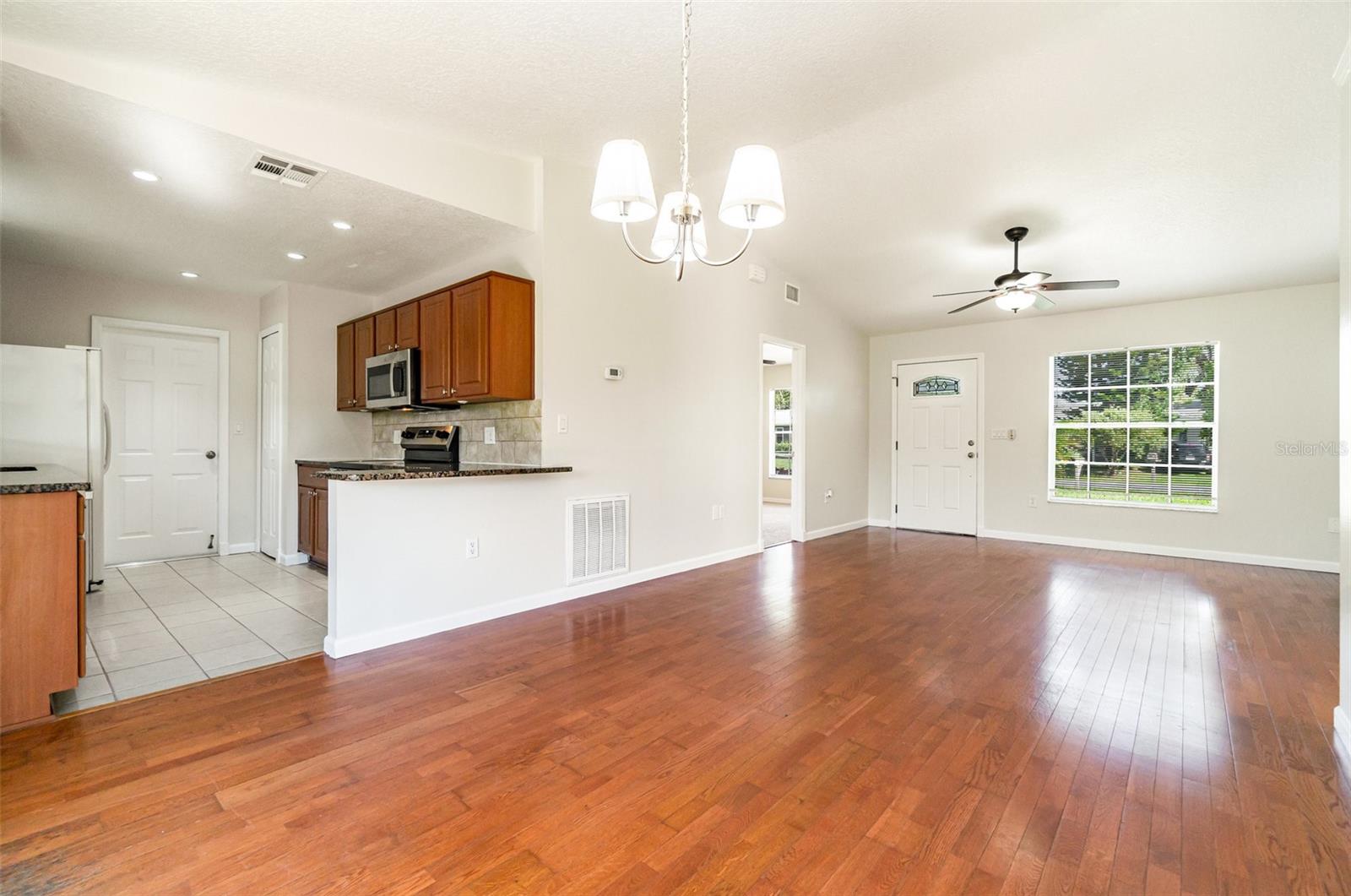Image 7 of 25 For 4704 Jay Drive