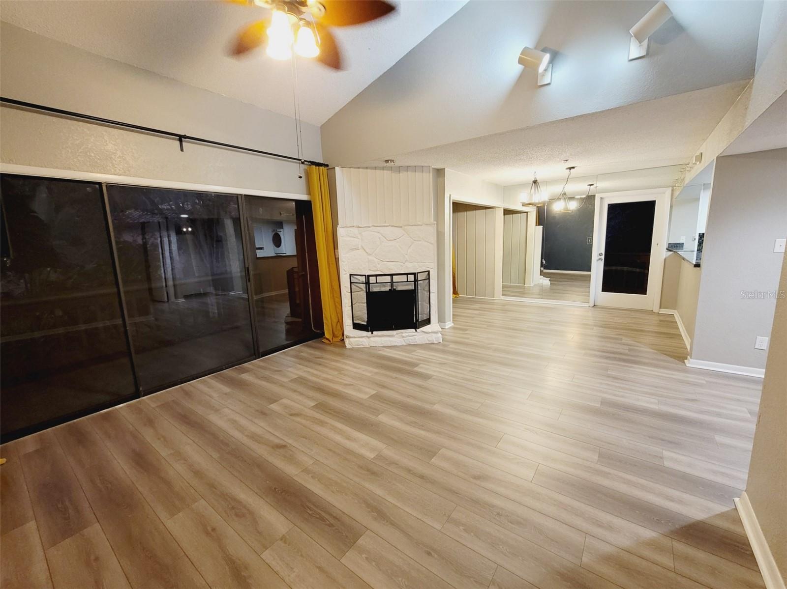 Image 2 of 14 For 1038 Michigan Street 1