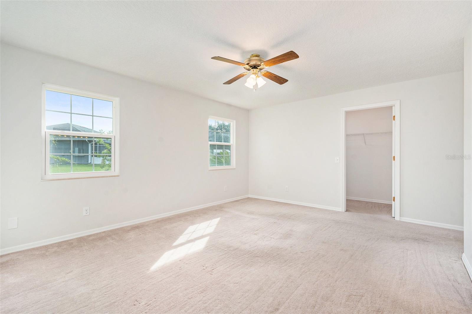 Image 15 of 25 For 37355 Derbyshire Drive