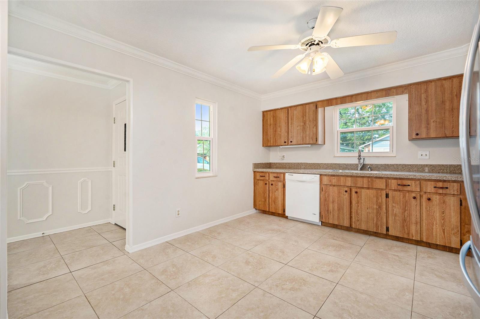 Image 5 of 25 For 37355 Derbyshire Drive