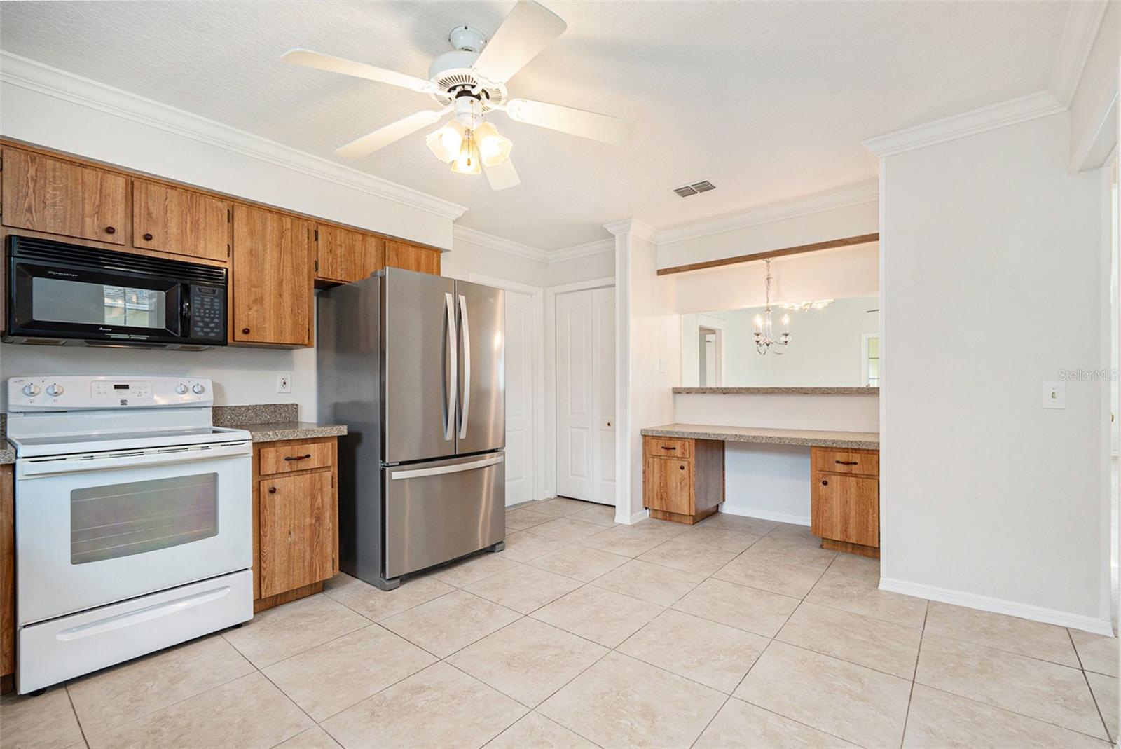 Image 7 of 25 For 37355 Derbyshire Drive