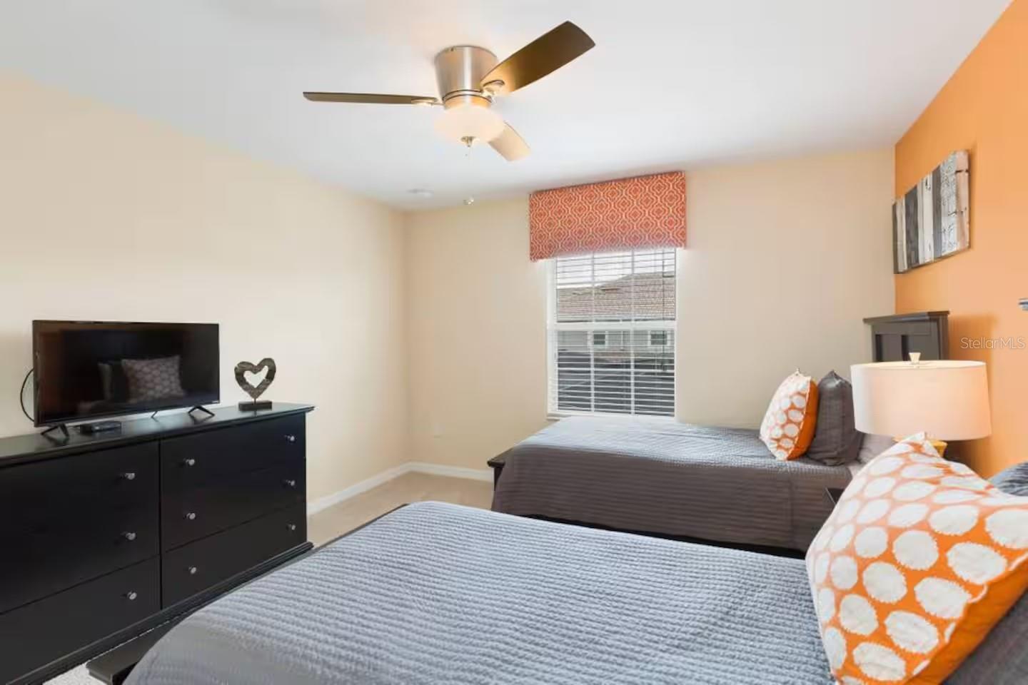 Image 25 of 73 For 4874 Clock Tower Drive