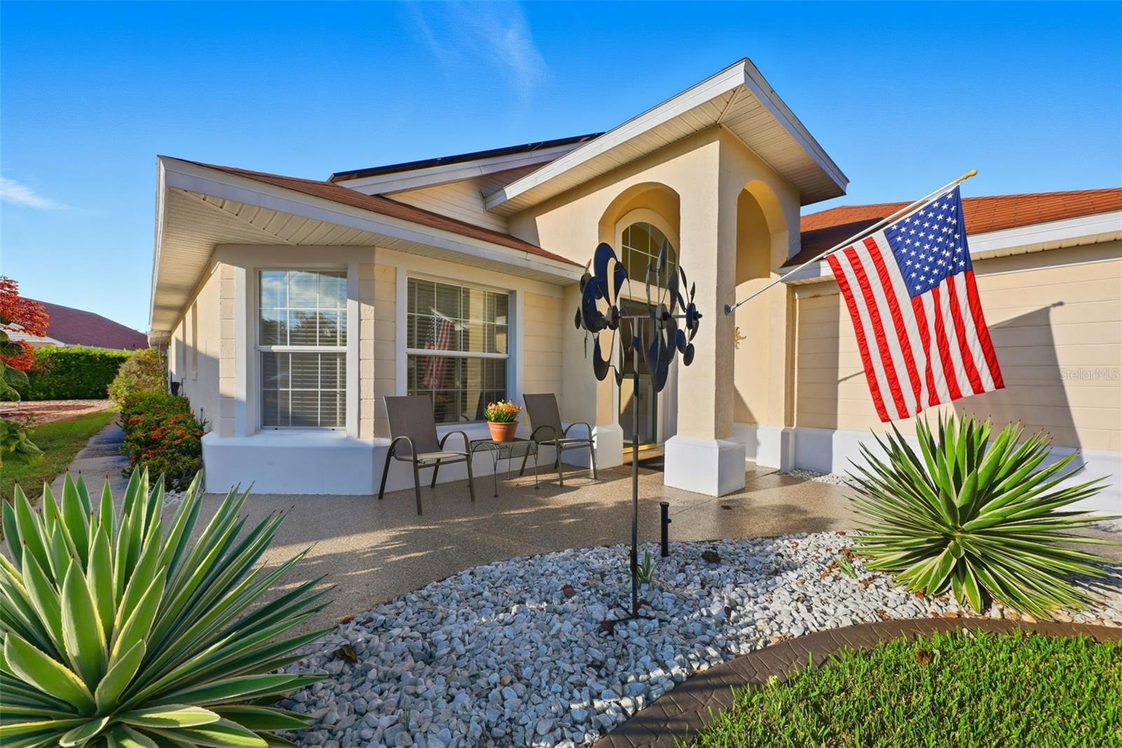 Image 2 of 26 For 1735 Challenger Avenue