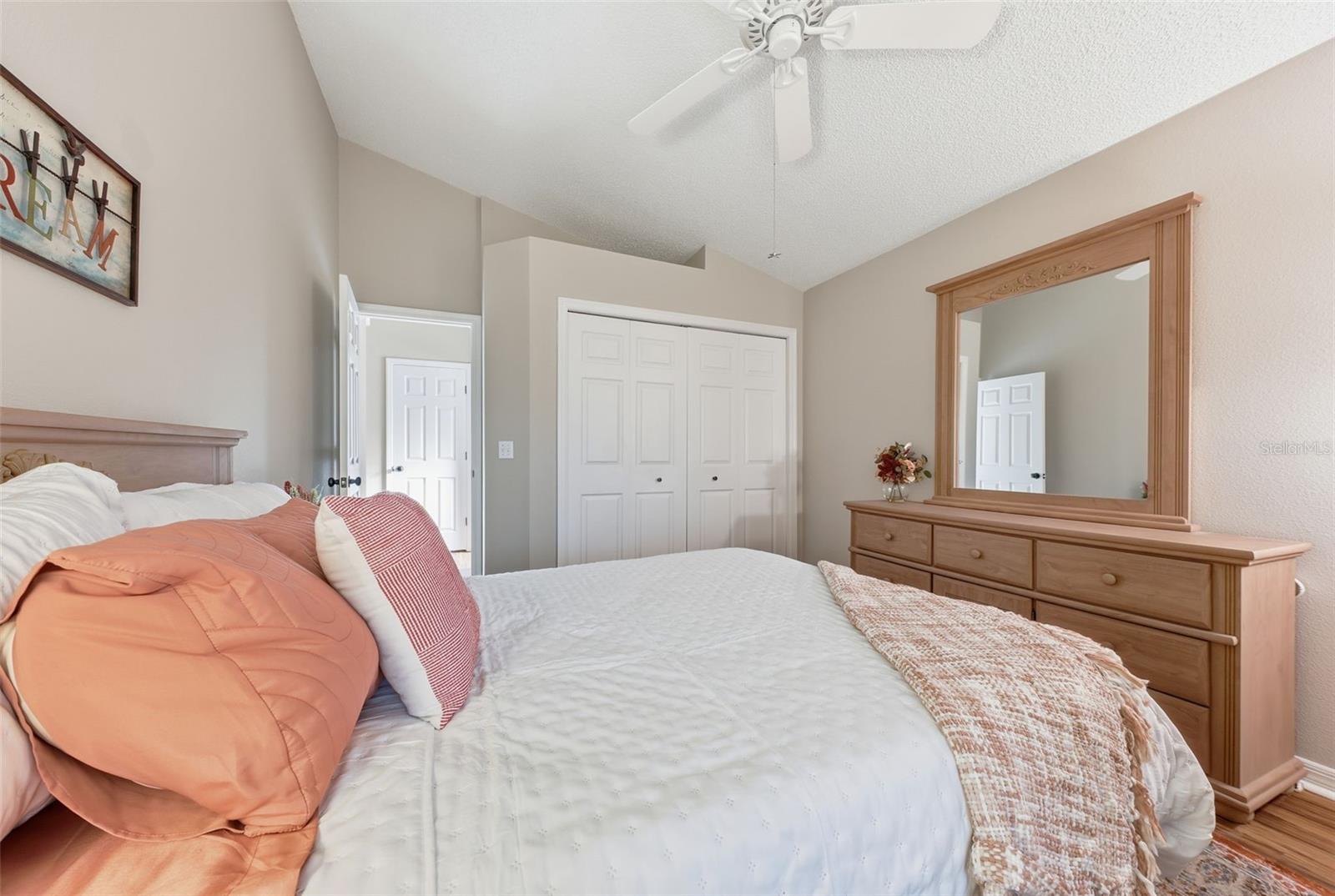 Image 20 of 26 For 1735 Challenger Avenue