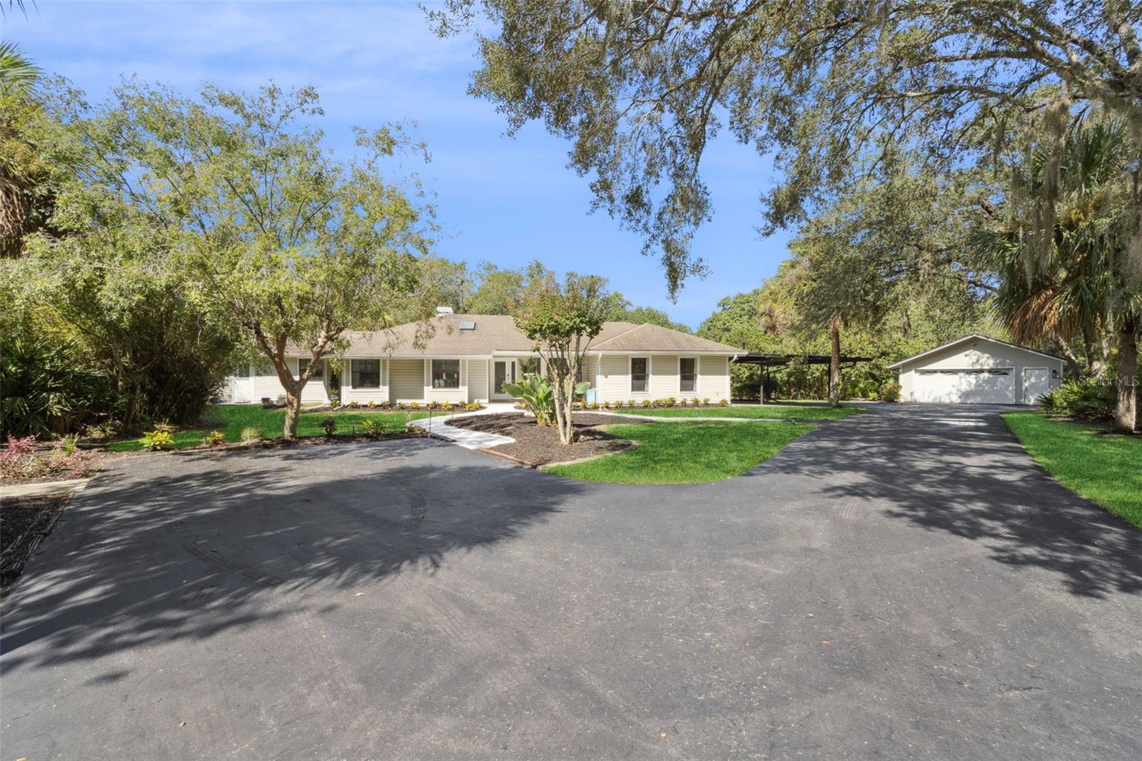 Details for 298 Lake Markham Road, SANFORD, FL 32771