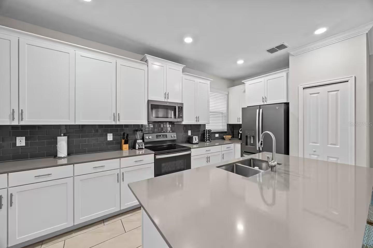 Image 20 of 47 For 622 Whistling Straits Boulevard