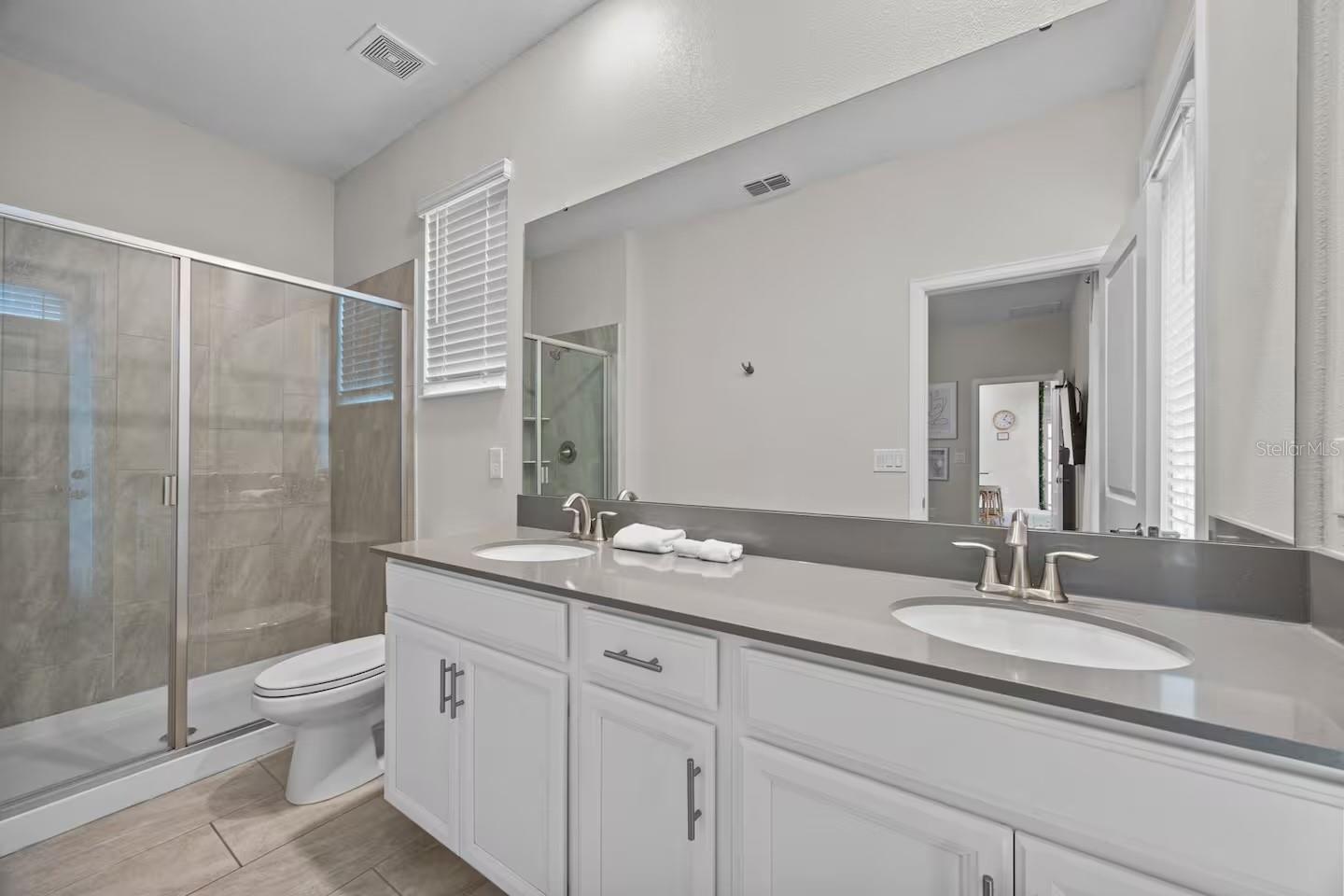 Image 31 of 47 For 622 Whistling Straits Boulevard