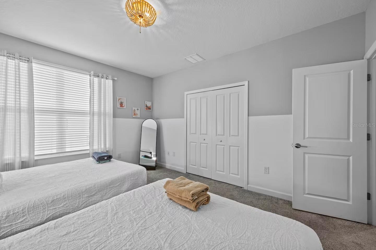 Image 33 of 47 For 622 Whistling Straits Boulevard