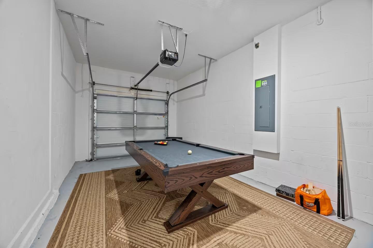 Image 39 of 47 For 622 Whistling Straits Boulevard