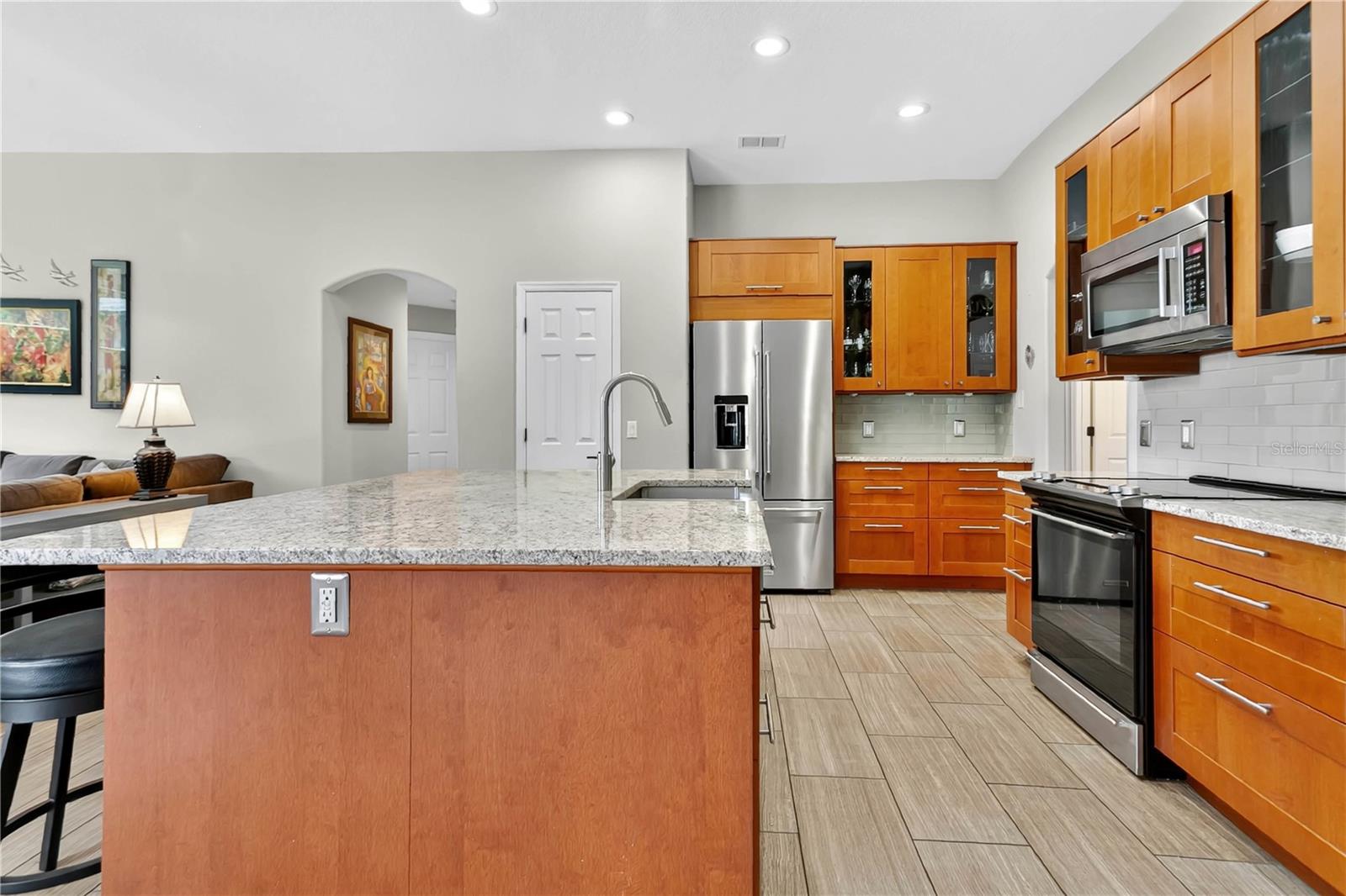 Image 11 of 38 For 3101 Shadow Pond Terrace