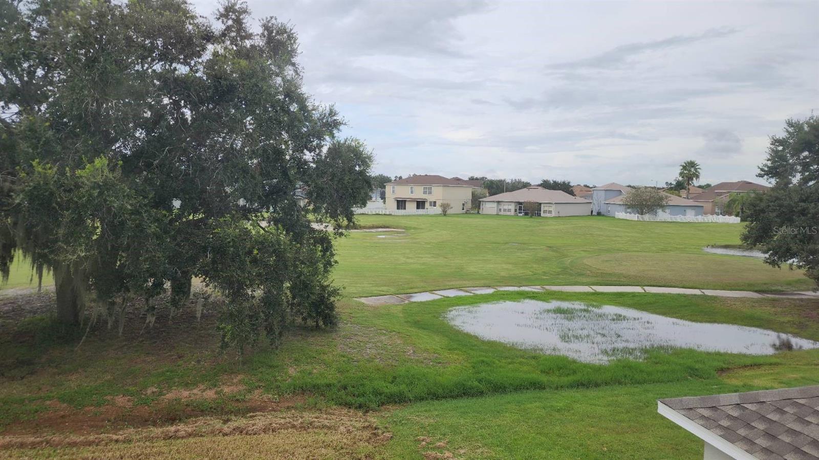 Image 10 of 26 For 412 Janice Kay Place