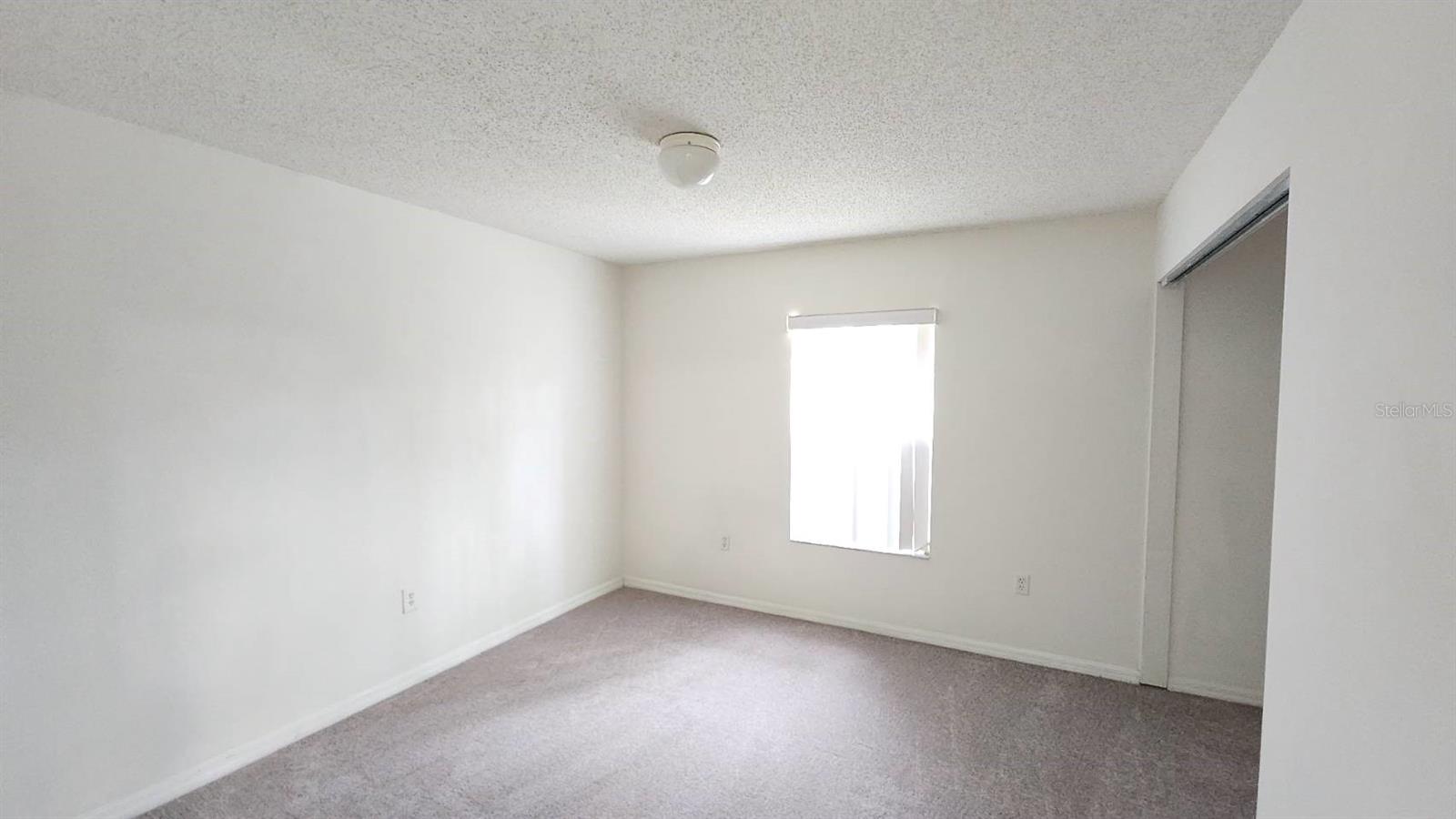 Image 12 of 26 For 412 Janice Kay Place