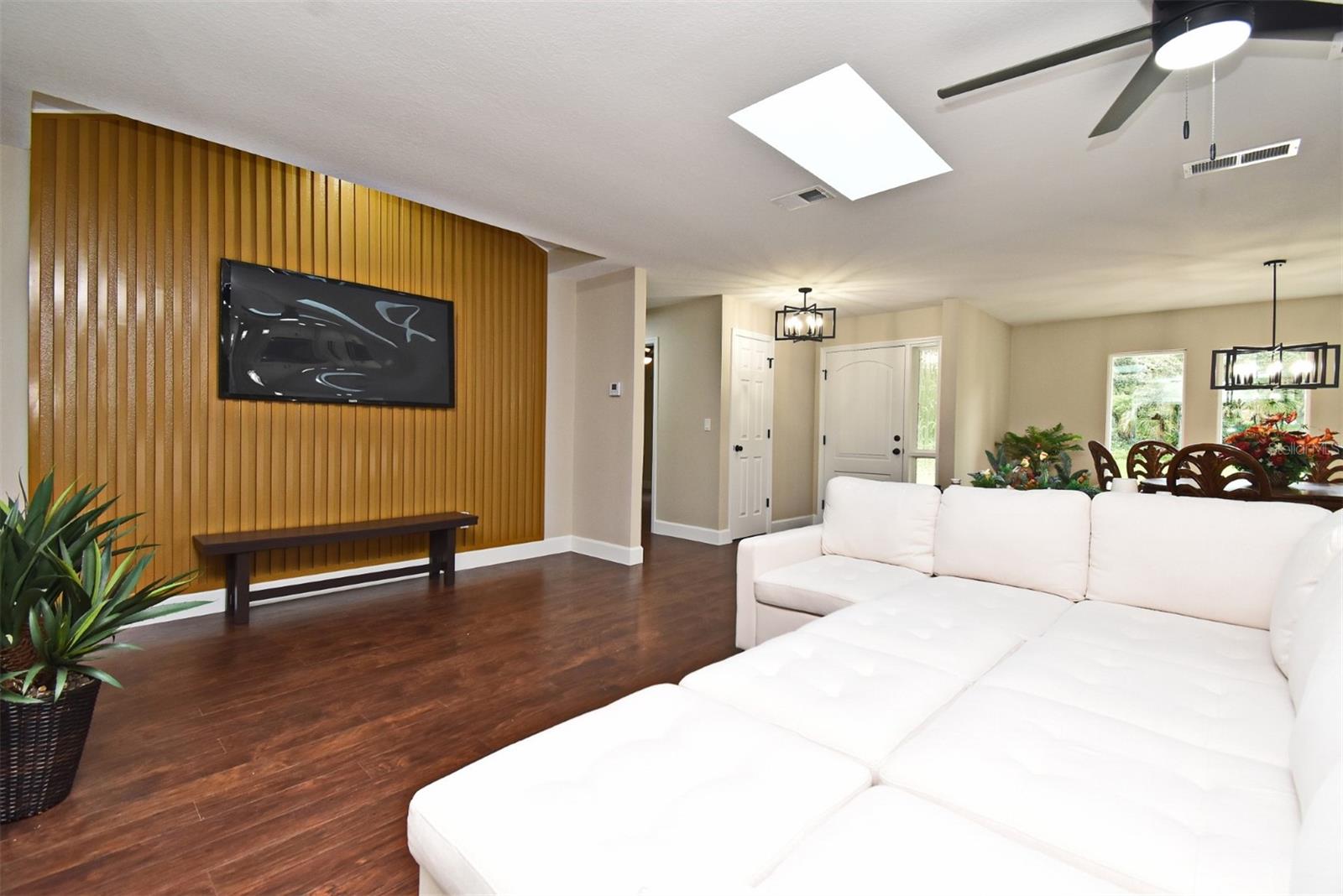 Image 11 of 70 For 1444 Bird Road