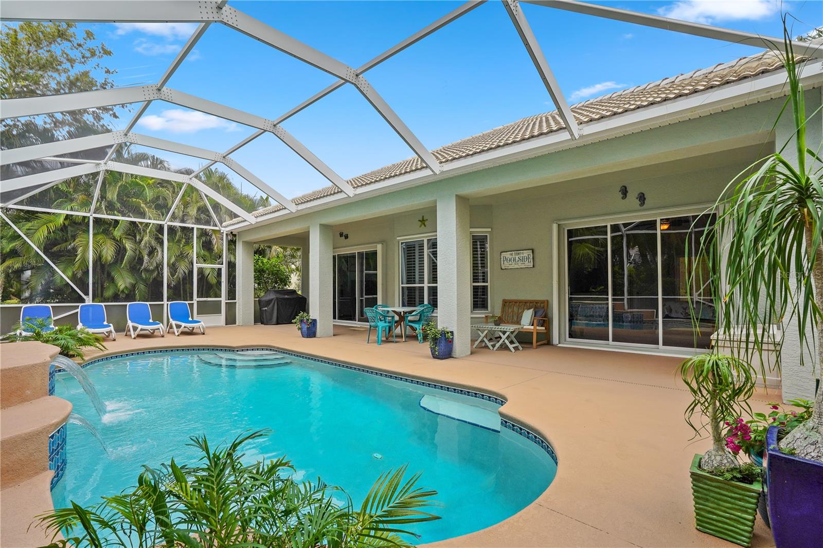 Image 17 of 44 For 889 Island Club Square