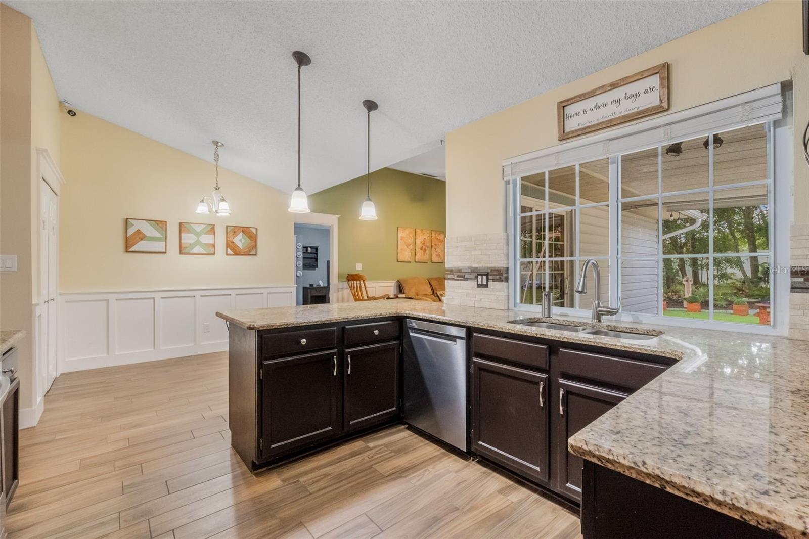 Image 13 of 36 For 8666 Black Mesa Drive