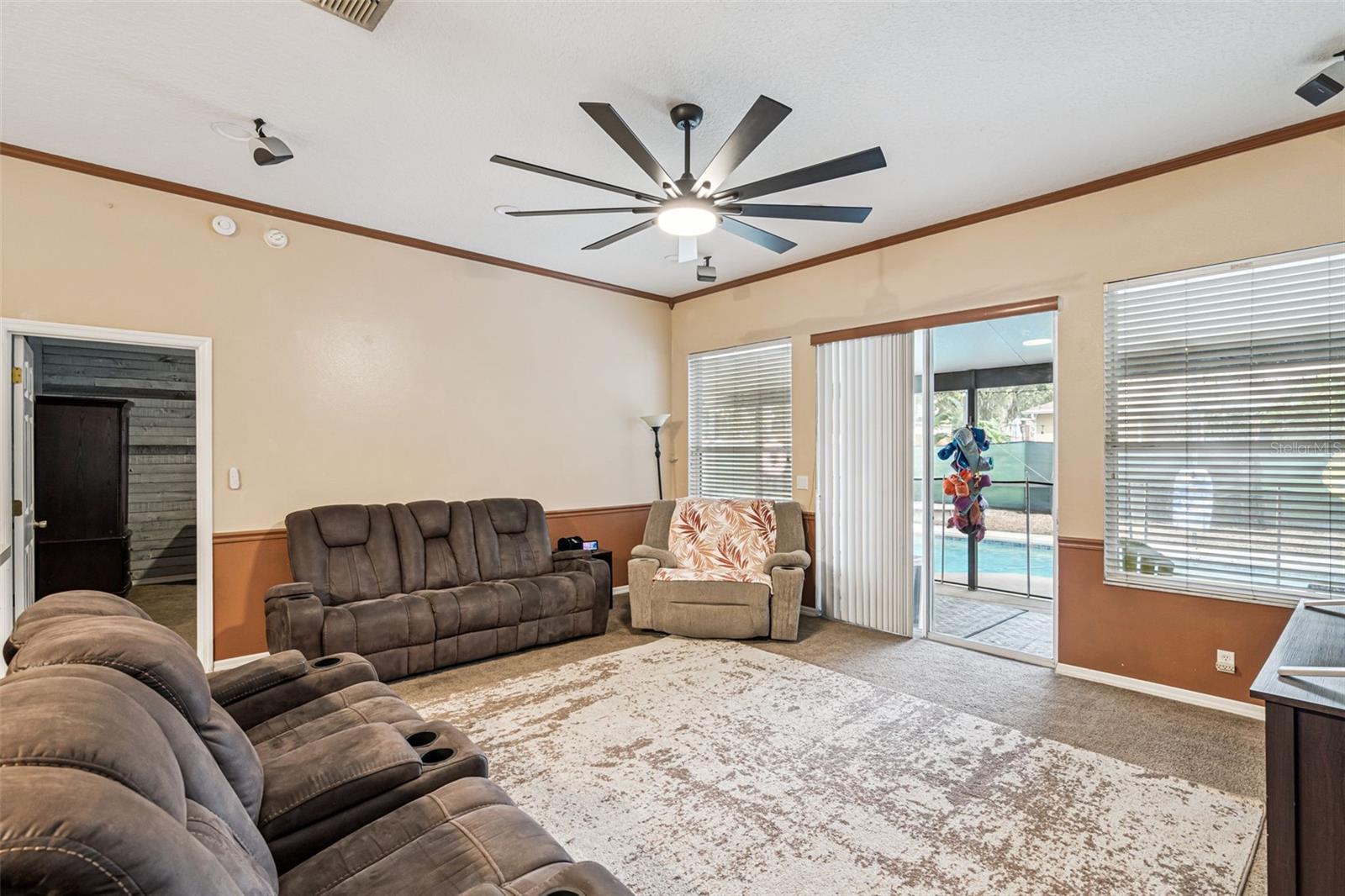 Image 20 of 31 For 1430 Cedar Pine Drive