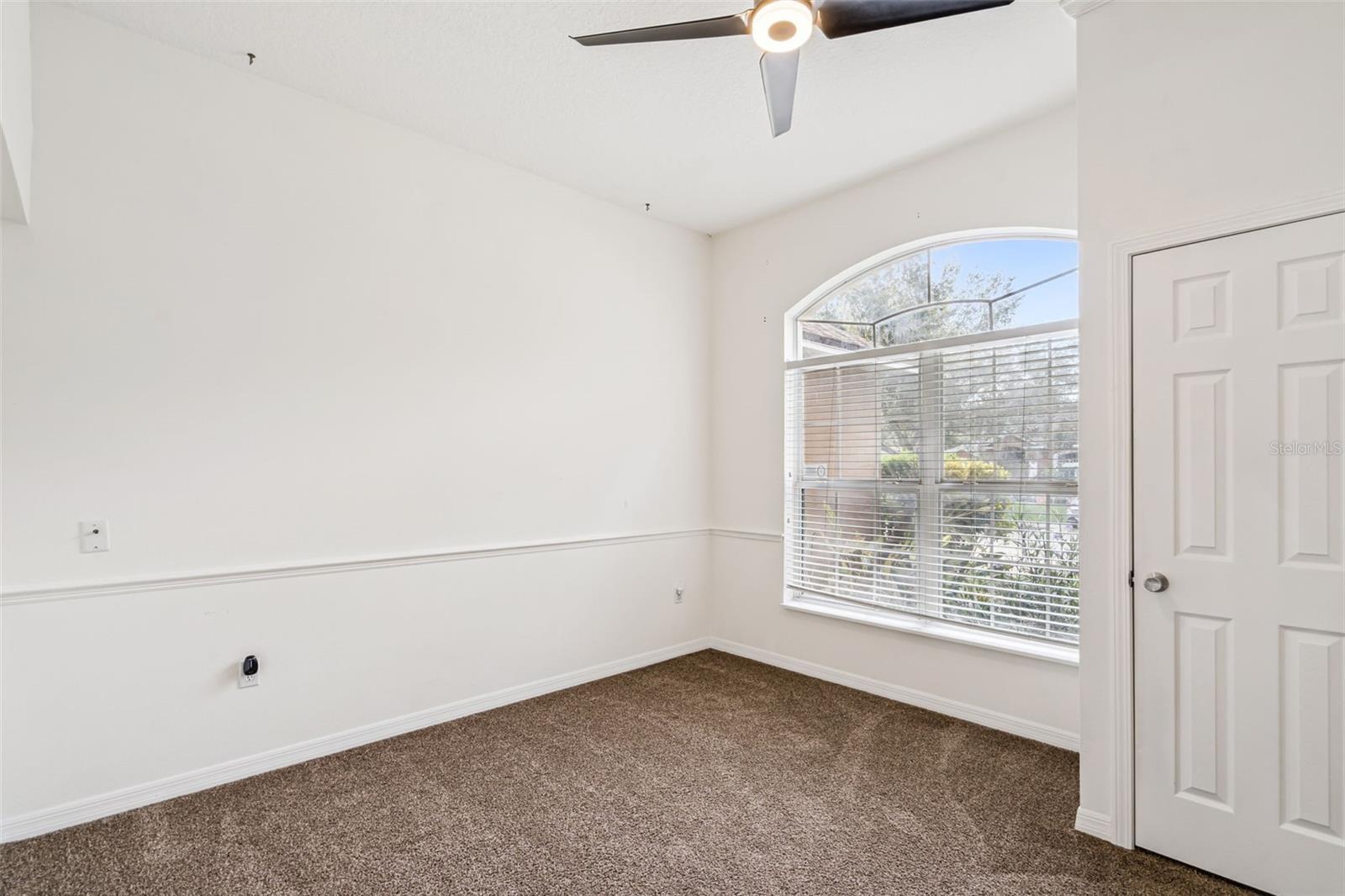 Image 4 of 31 For 1430 Cedar Pine Drive