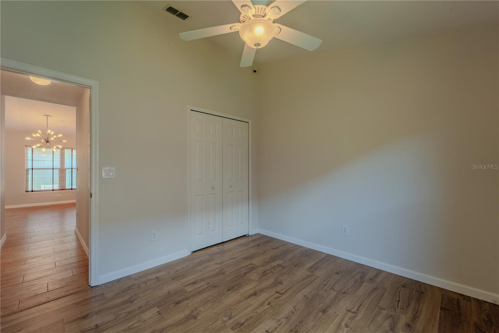 Image 24 of 31 For 5333 Watervista Drive