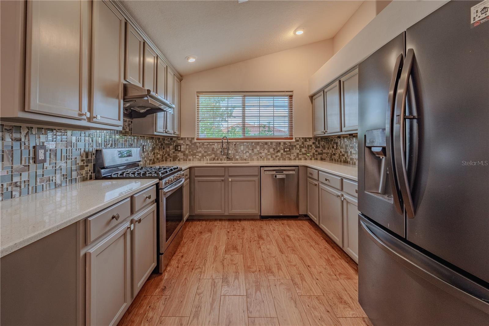 Image 6 of 31 For 5333 Watervista Drive