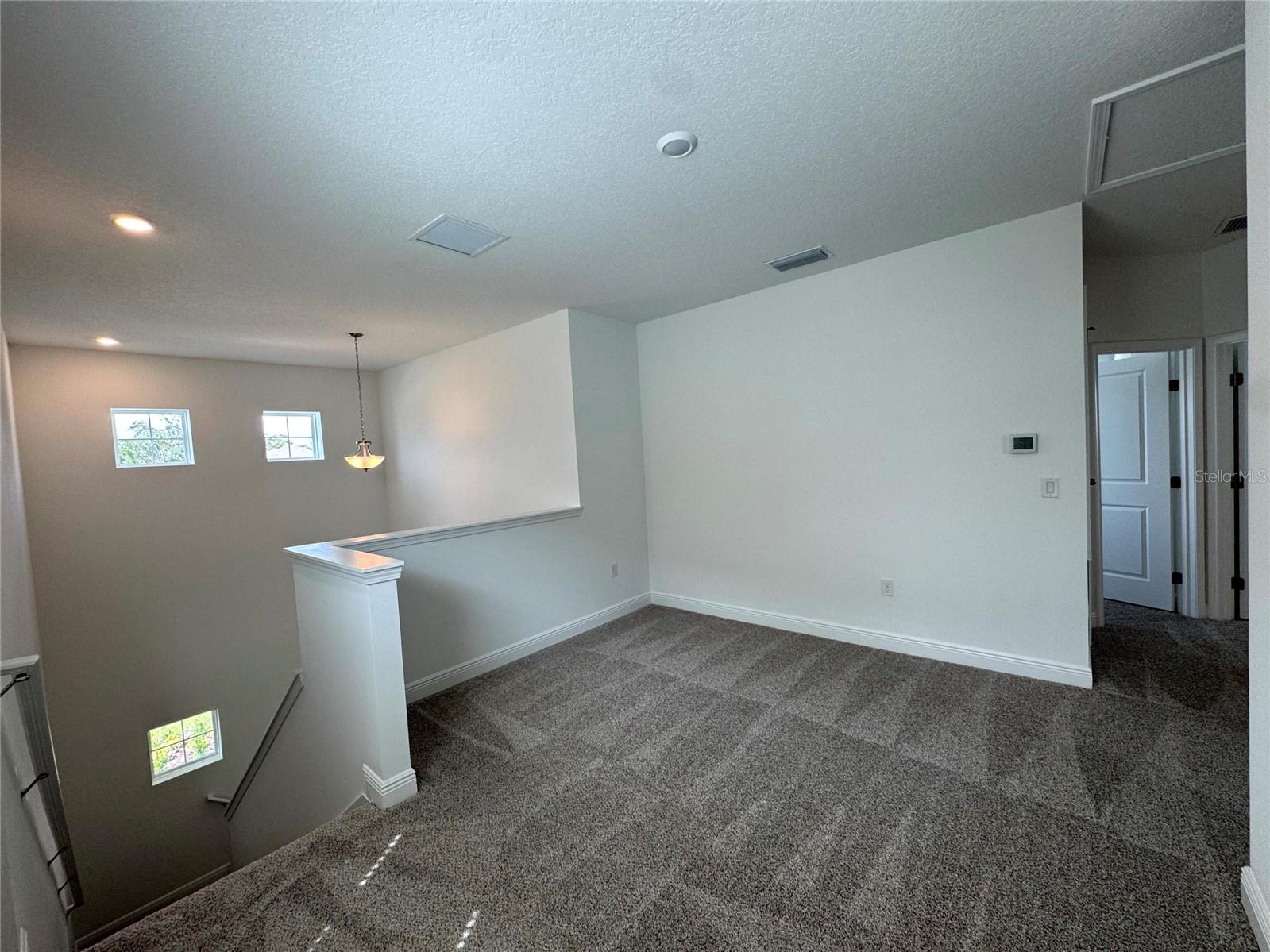 Listing photo id 14 for 2253 Juniper Berry Drive