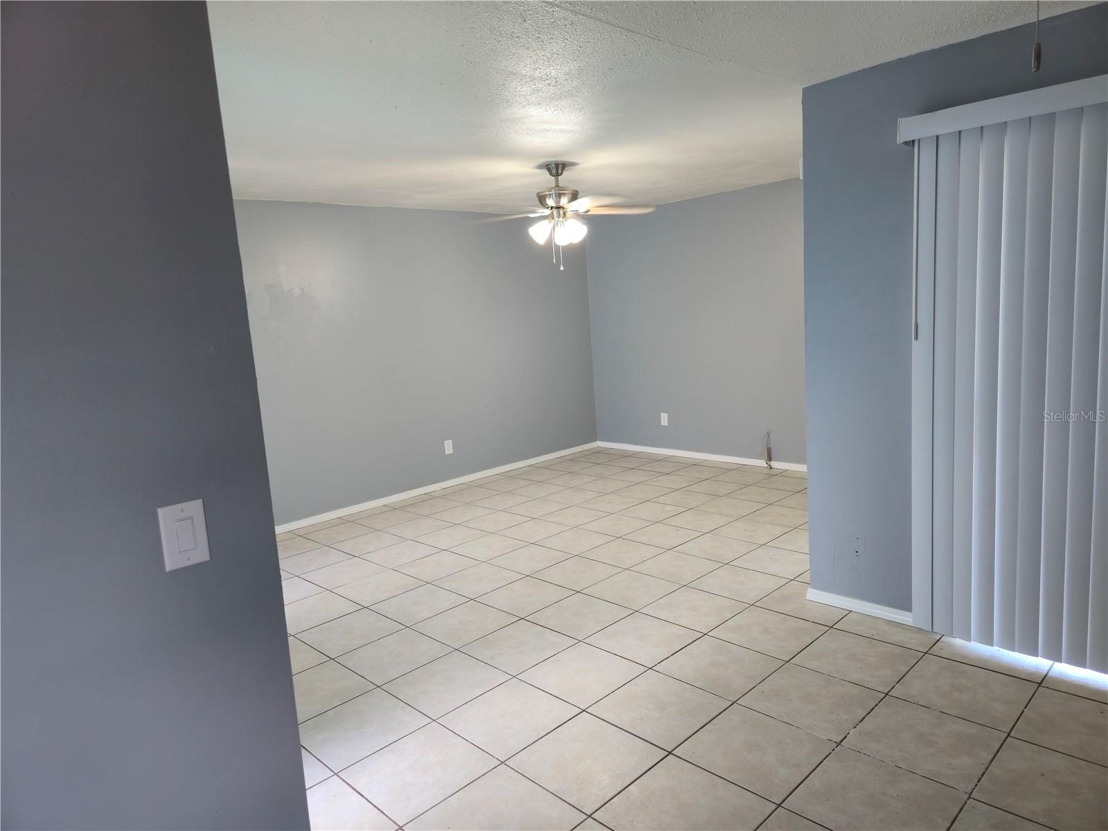 Image 3 of 10 For 500 Evergreen Avenue
