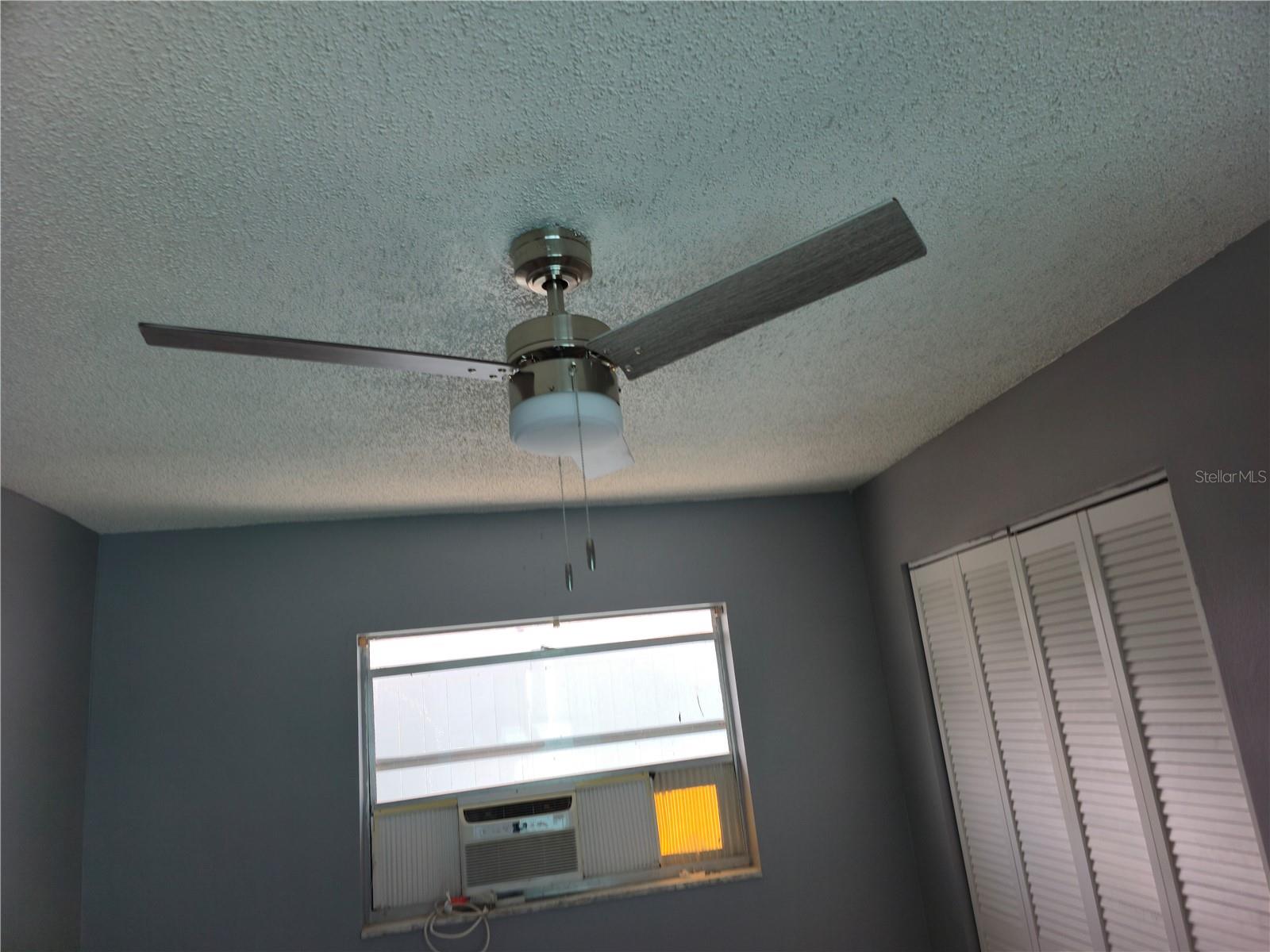 Image 6 of 10 For 500 Evergreen Avenue