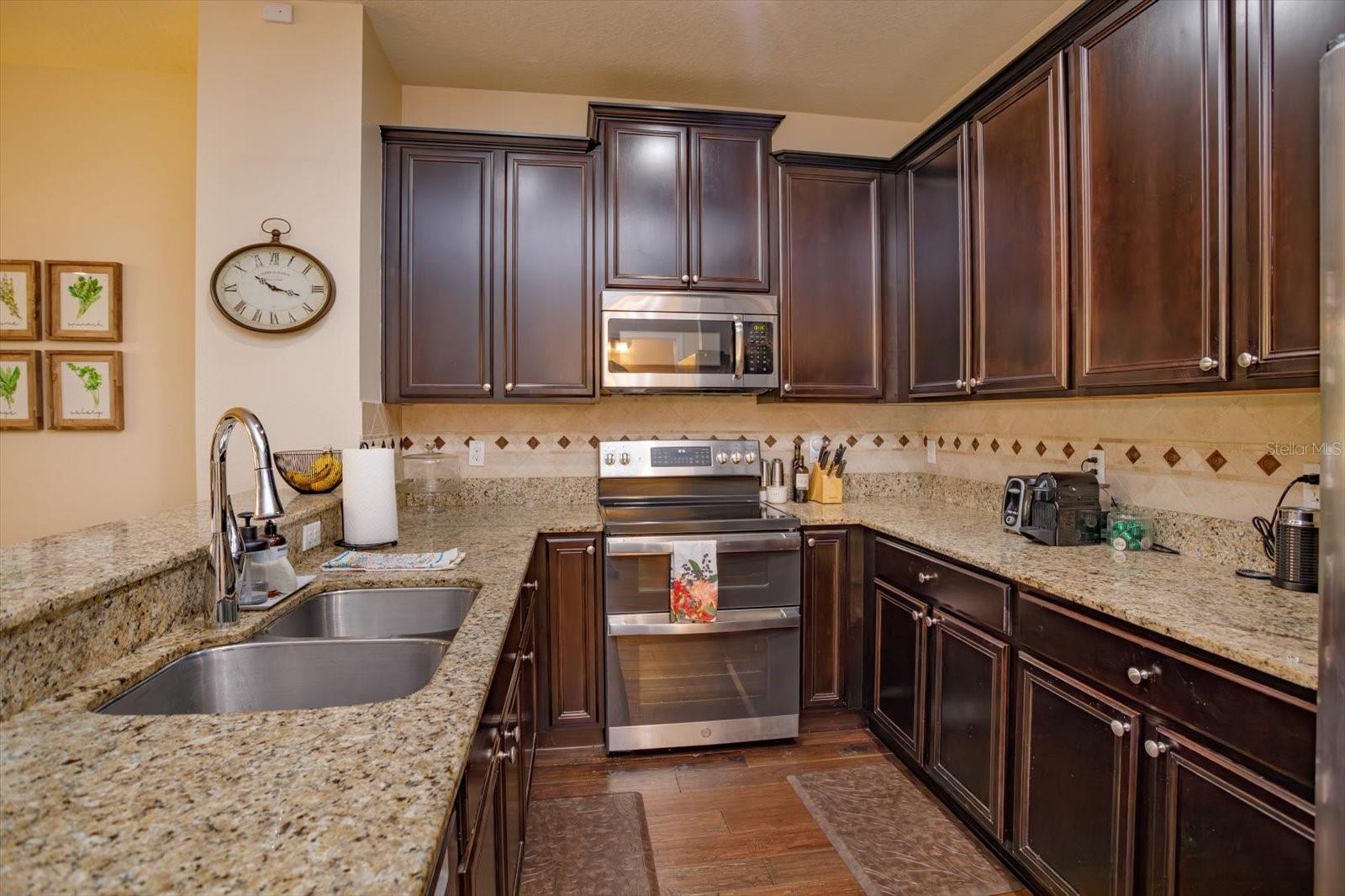 Image 11 of 29 For 226 Silverglen Lane