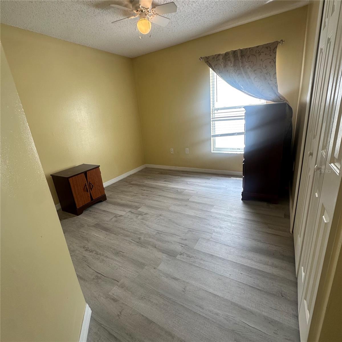 Image 15 of 25 For 439 Majesty Drive