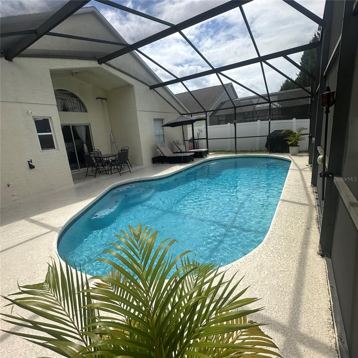 Image 23 of 25 For 439 Majesty Drive