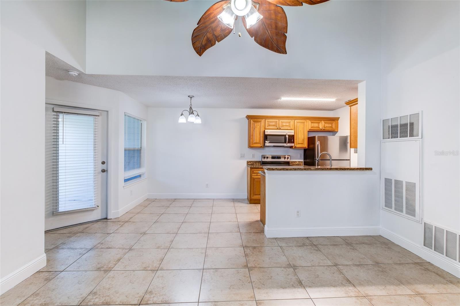 Image 10 of 23 For 2597 Grassy Point Drive 207