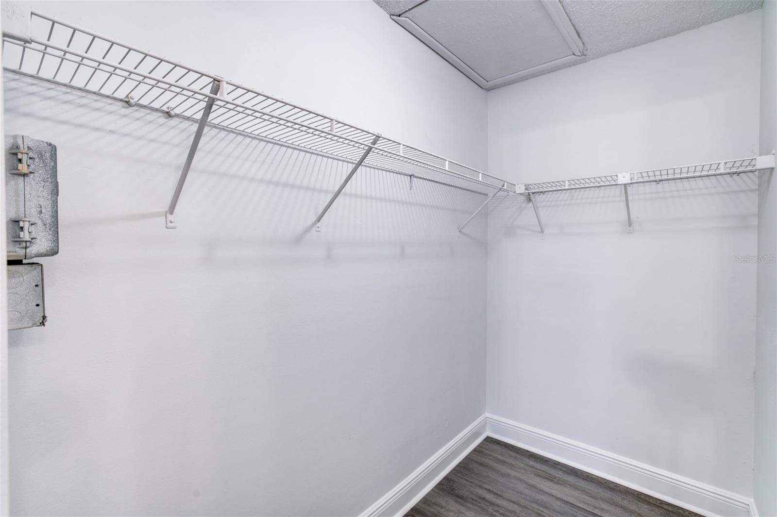 Image 13 of 23 For 2597 Grassy Point Drive 207