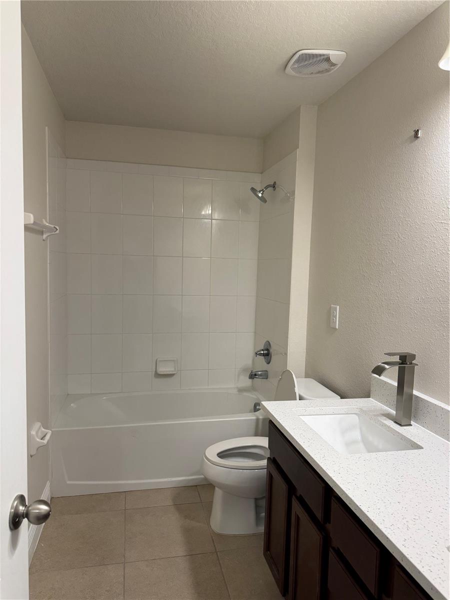 Image 17 of 41 For 640 Spanish Pine Road