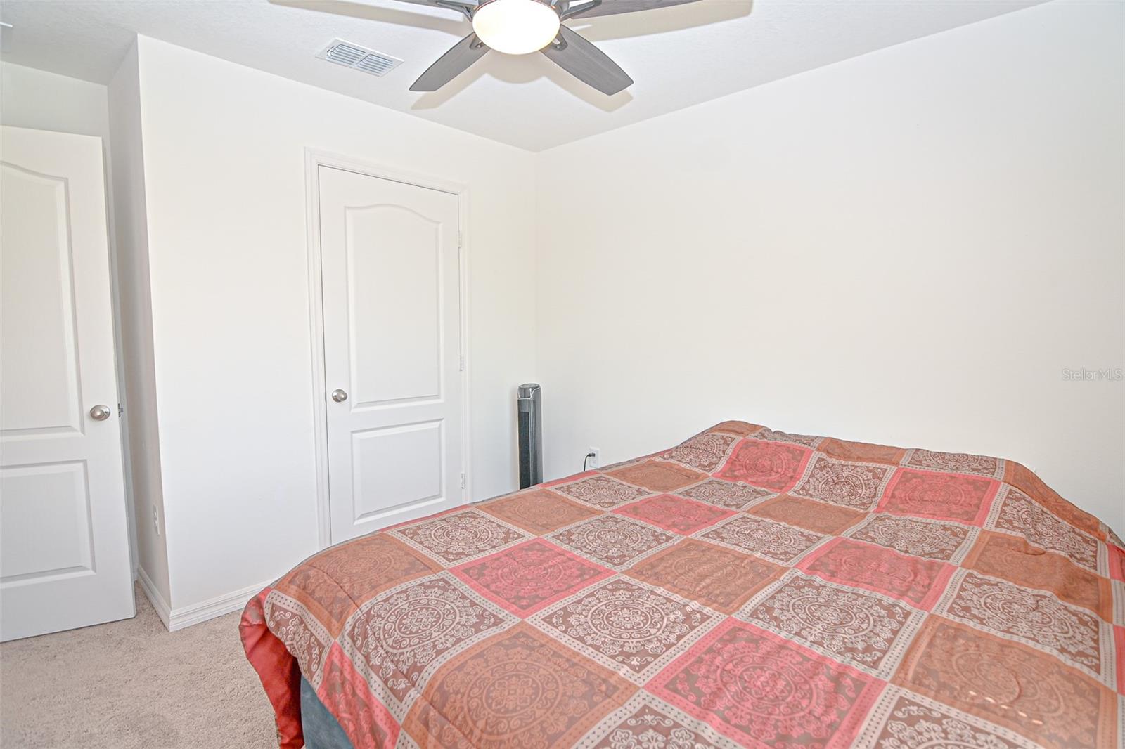 Image 18 of 22 For 695 Bay Leaf Drive