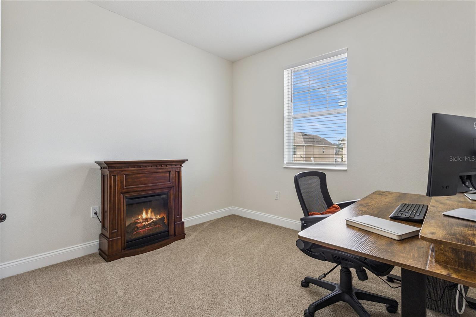 Image 39 of 61 For 647 Plant Street