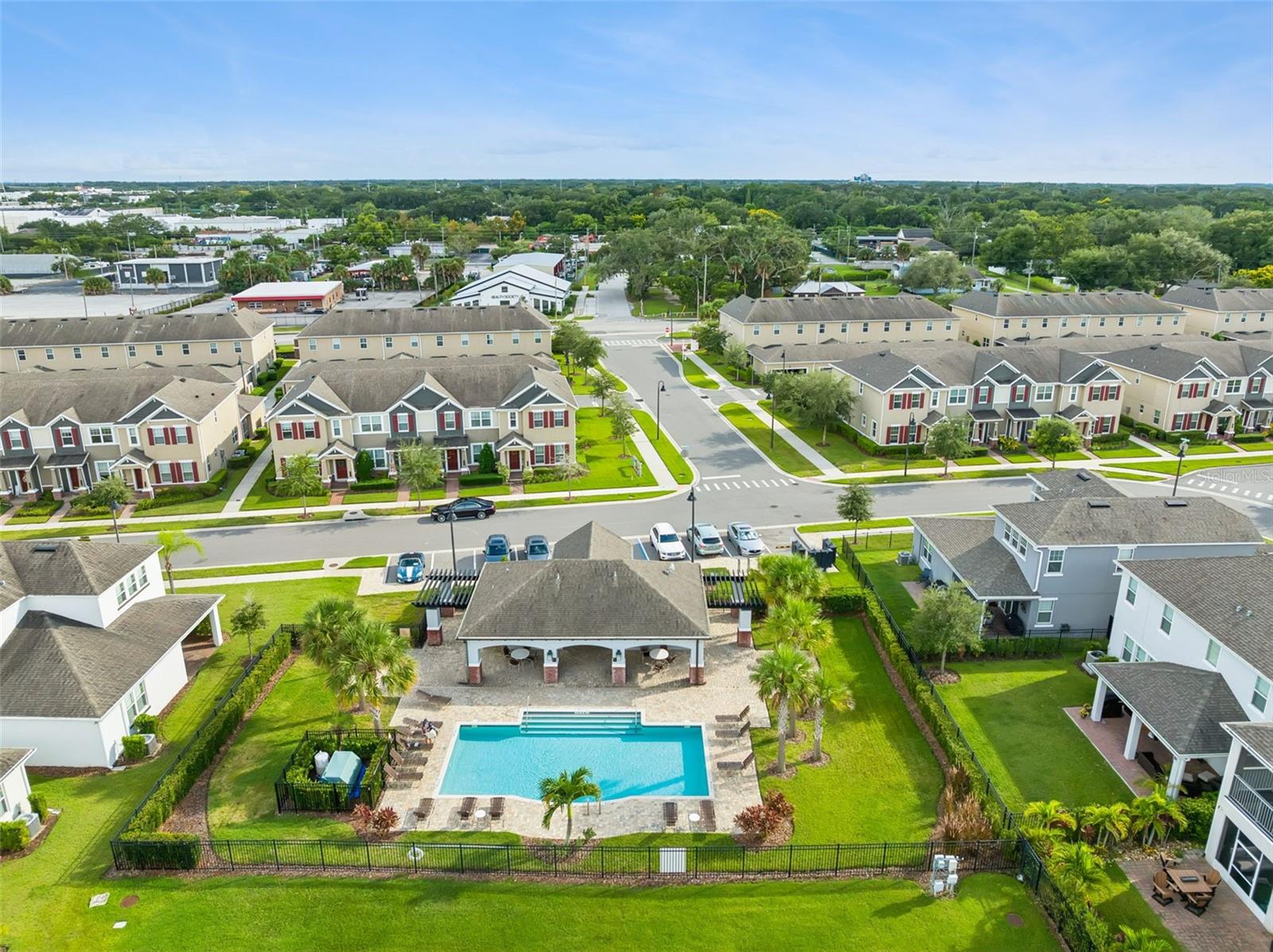 Image 45 of 61 For 647 Plant Street