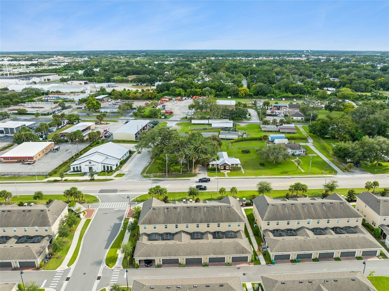 Image 46 of 61 For 647 Plant Street