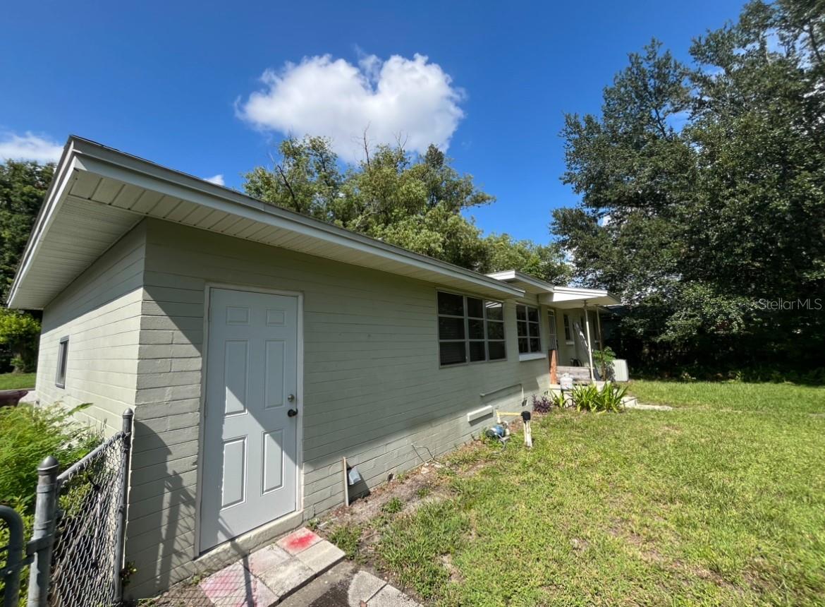 Image 16 of 21 For 2812 Pine Street
