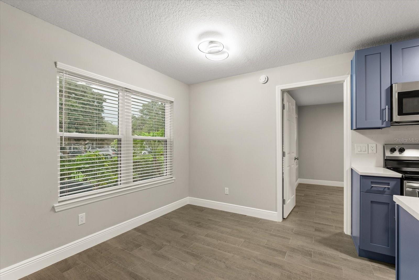 Image 9 of 26 For 2592 Grassy Point Drive 104