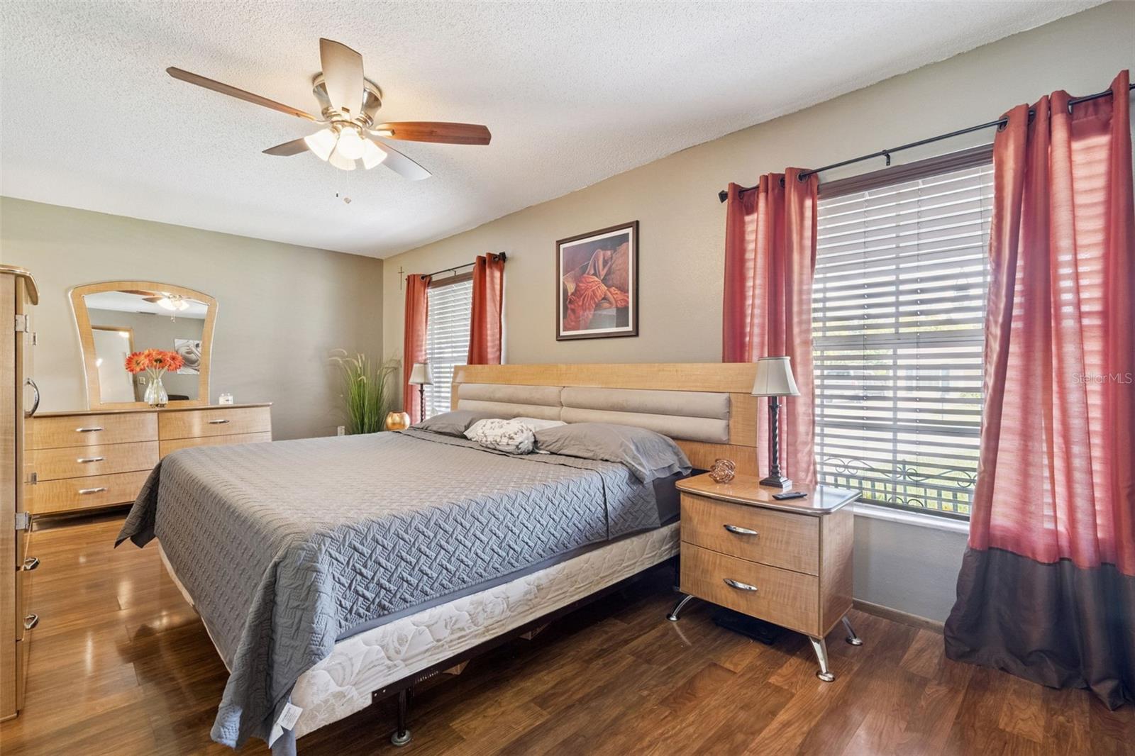Image 3 of 28 For 727 Baywood Circle