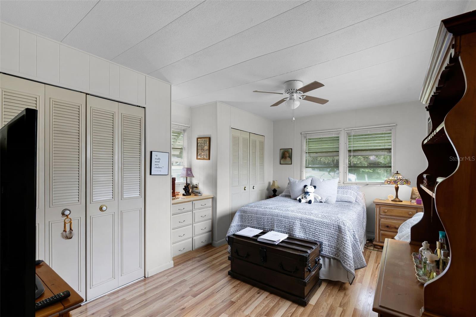 Image 16 of 35 For 9 Cocos Plumosa Drive A