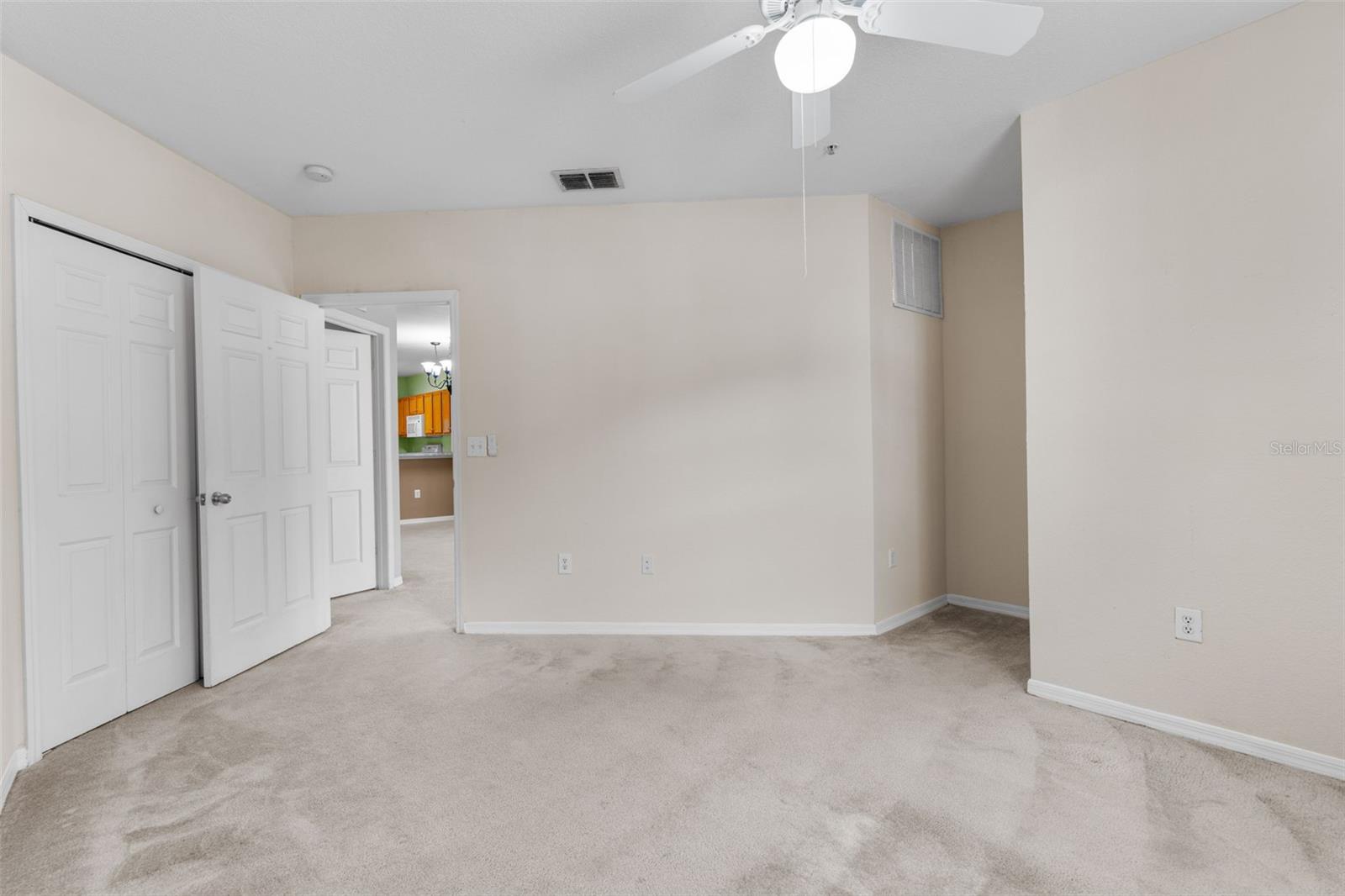 Image 15 of 51 For 5550 Michigan Street 2106