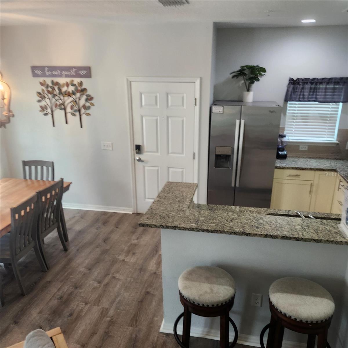 Image 12 of 35 For 8988 Shine Drive
