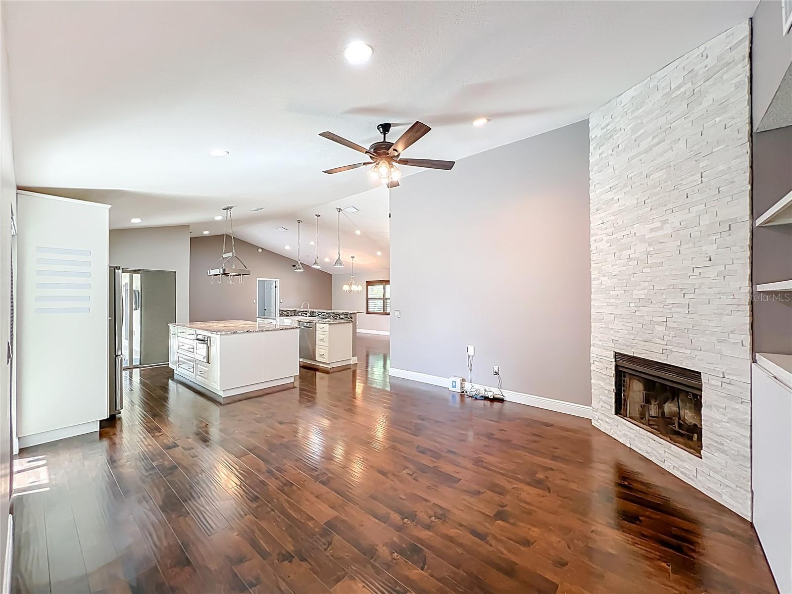 Image 23 of 61 For 9134 Sabal Palm Circle