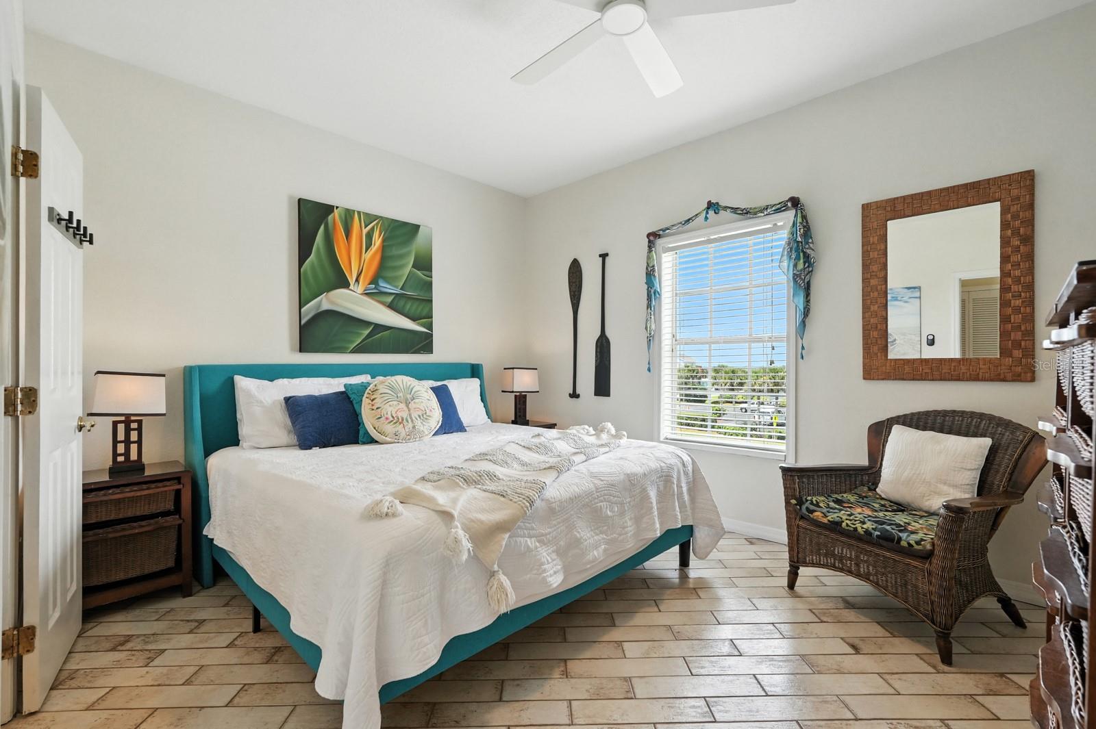 Image 11 of 34 For 6612 Atlantic Avenue 101