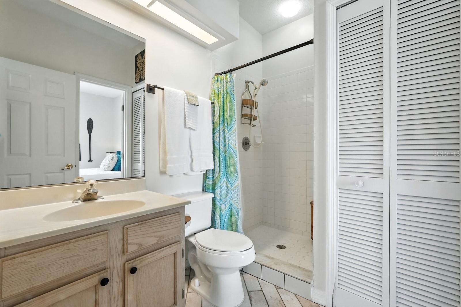 Image 13 of 34 For 6612 Atlantic Avenue 101