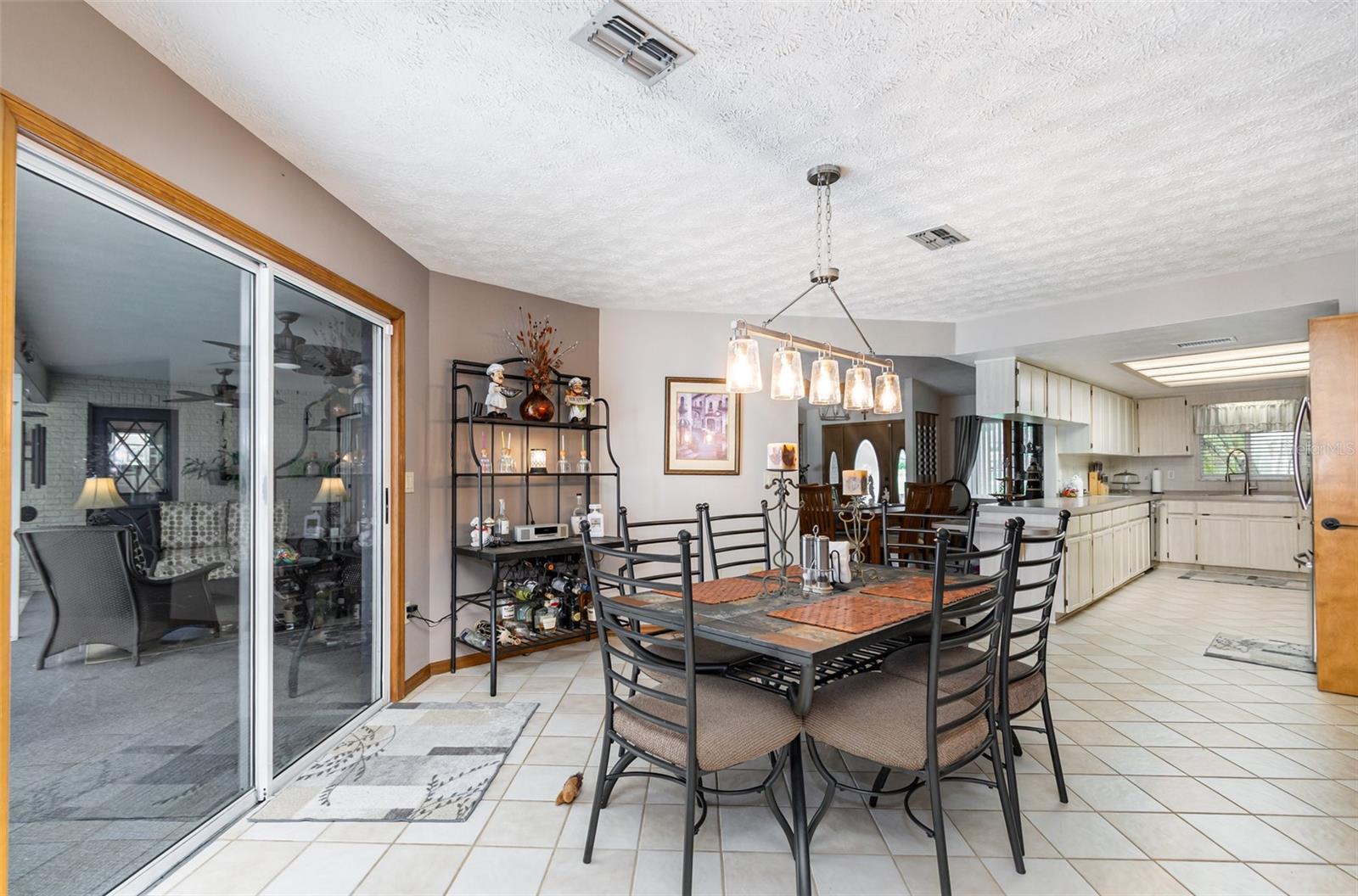 Image 11 of 31 For 10417 Cypress Road