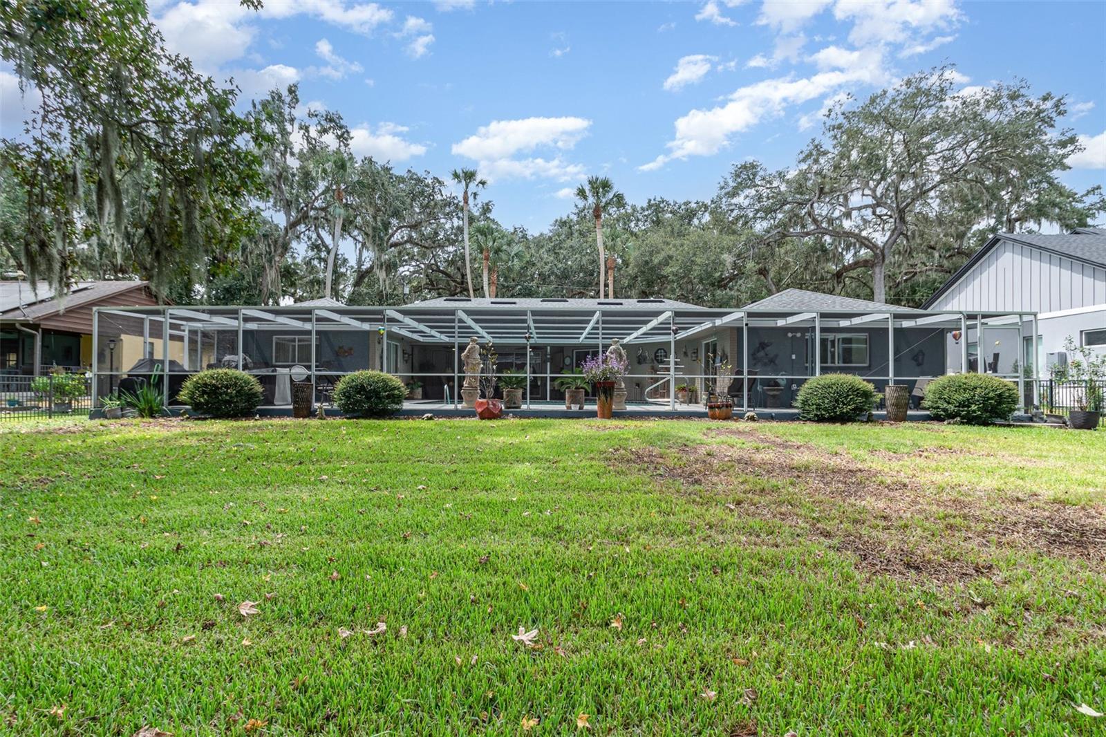 Image 28 of 31 For 10417 Cypress Road