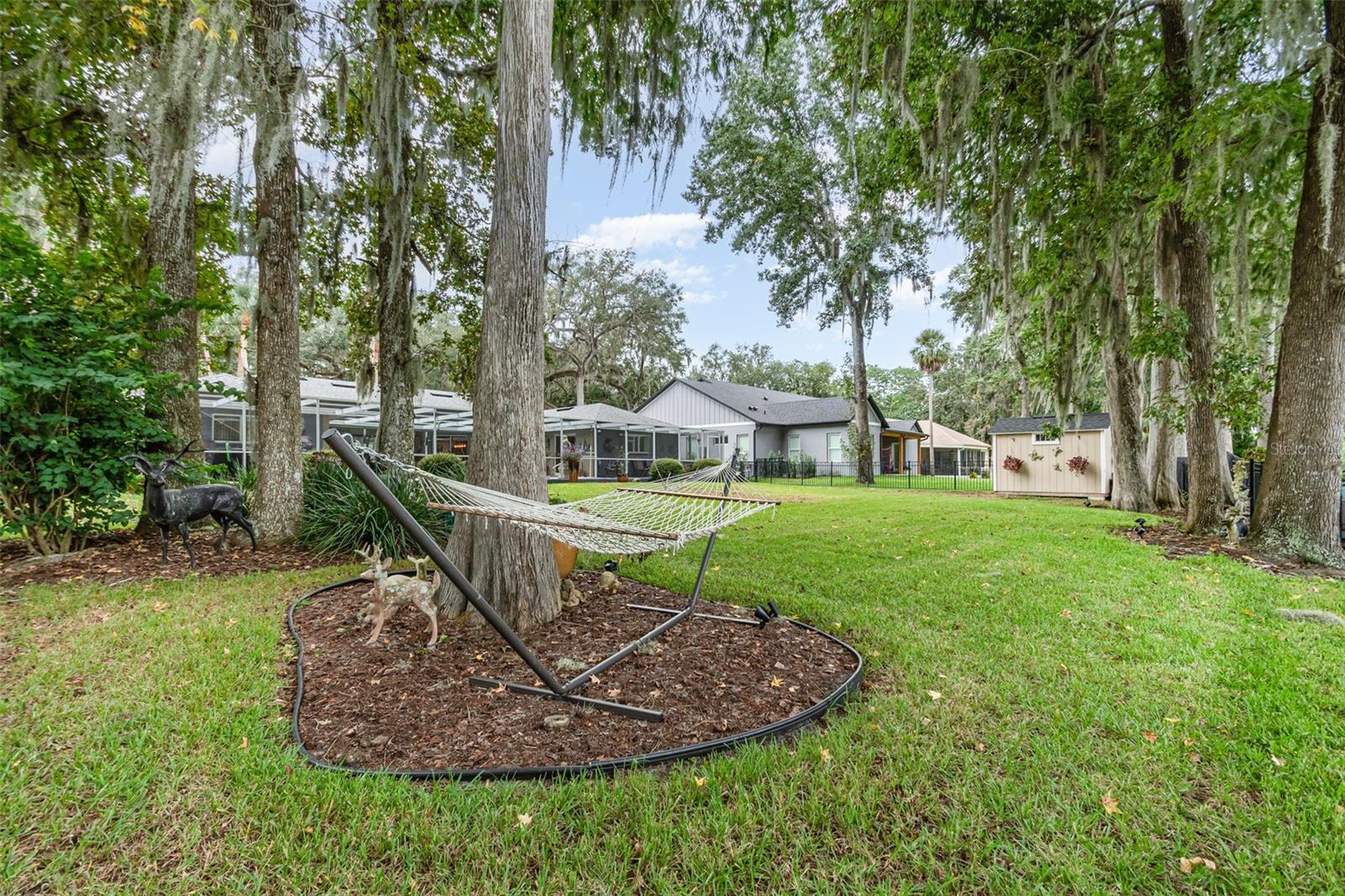 Image 29 of 31 For 10417 Cypress Road