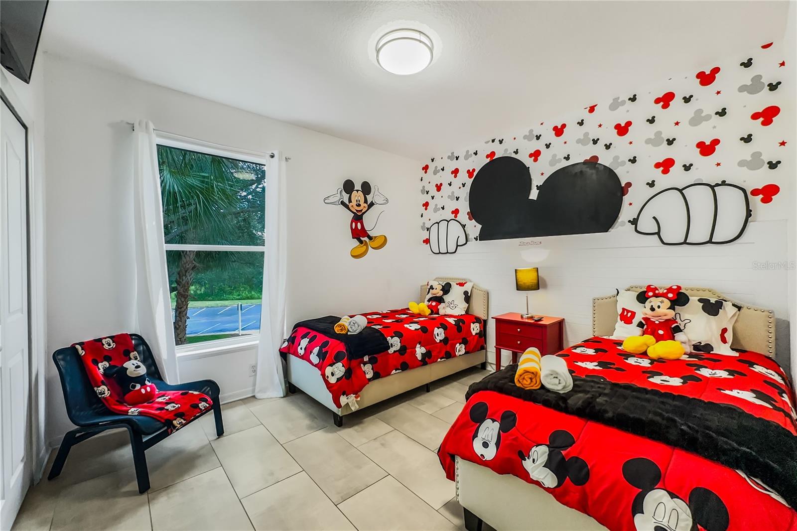 Image 24 of 44 For 8836 Dunes Court 208